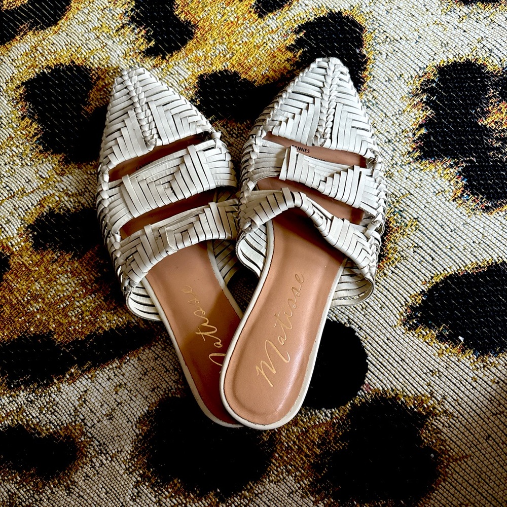 MATISSE “east end” slides 
Woven leather 
Size 6